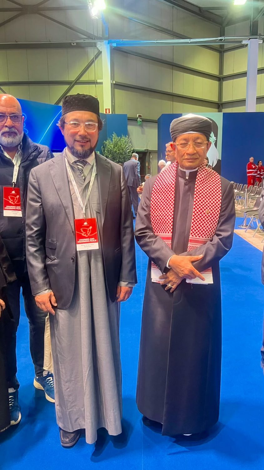 Imam Yahya Pallavicini with imam Nasaruddin Umar at the Opening Assembly