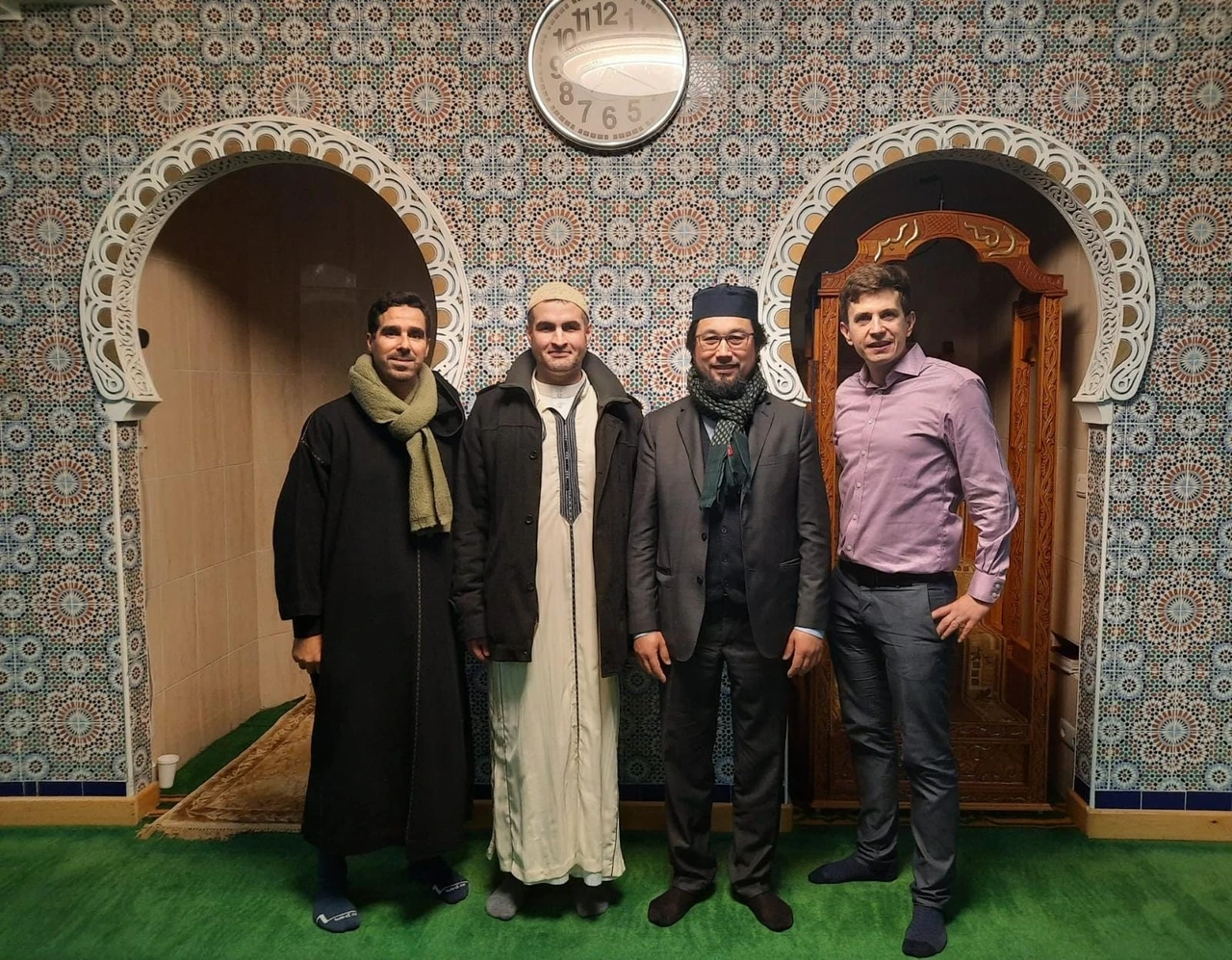 Imam Anas in the mosque