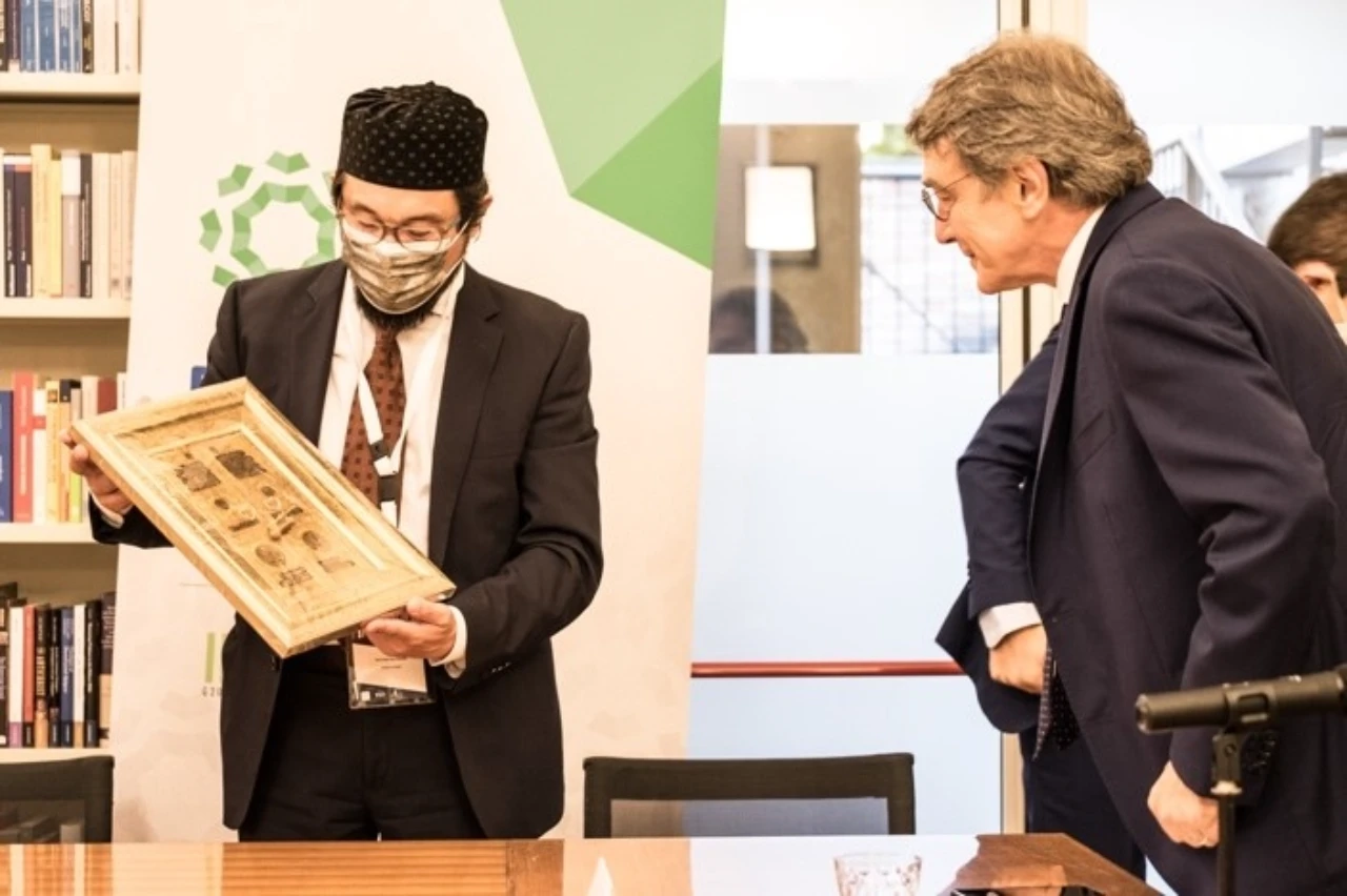 Imam Yahya Pallavicini gift President Sassoli